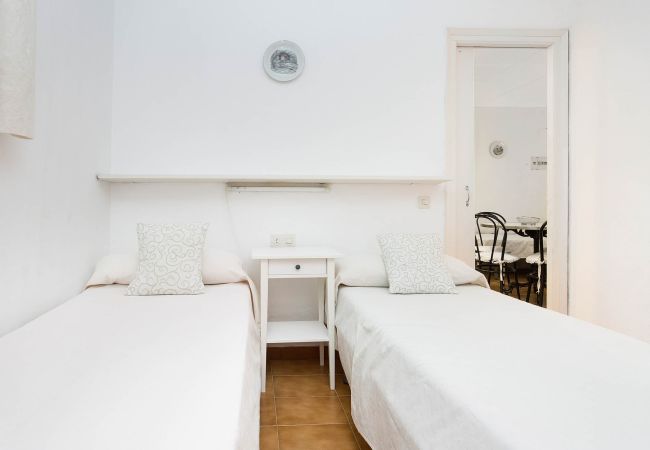 Apartamento en Llafranc - 1BAR01 - Bungalow muy sencillo a pocos minutos caminando de la playa de Llafranc Apartamento en Llafranc - 1BAR01 - Bungalow muy sencillo a pocos minutos caminando de la playa de Llafranc