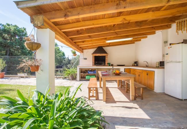 Villa en Lloret de Mar - 2BELL01 - Acogedora casa de 4 habitaciones con piscina situada en una zona muy tranquila  Villa en Lloret de Mar - 2BELL01 - Acogedora casa de 4 habitaciones con piscina situada en una zona muy tranquila
