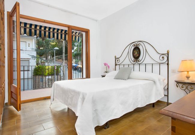 Apartamento en Llafranc - 1BRA01 - Apartamento sencillo para 6 personas situado a pocos minutos caminando de la playa de Llafranc Apartamento en Llafranc - 1BRA01 - Apartamento sencillo para 6 personas situado a pocos minutos caminando de la playa de Llafranc