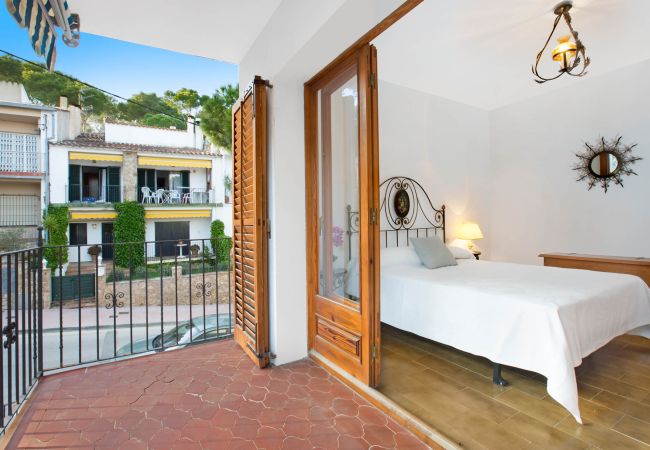 Apartamento en Llafranc - 1BRA01 - Apartamento sencillo para 6 personas situado a pocos minutos caminando de la playa de Llafranc Apartamento en Llafranc - 1BRA01 - Apartamento sencillo para 6 personas situado a pocos minutos caminando de la playa de Llafranc