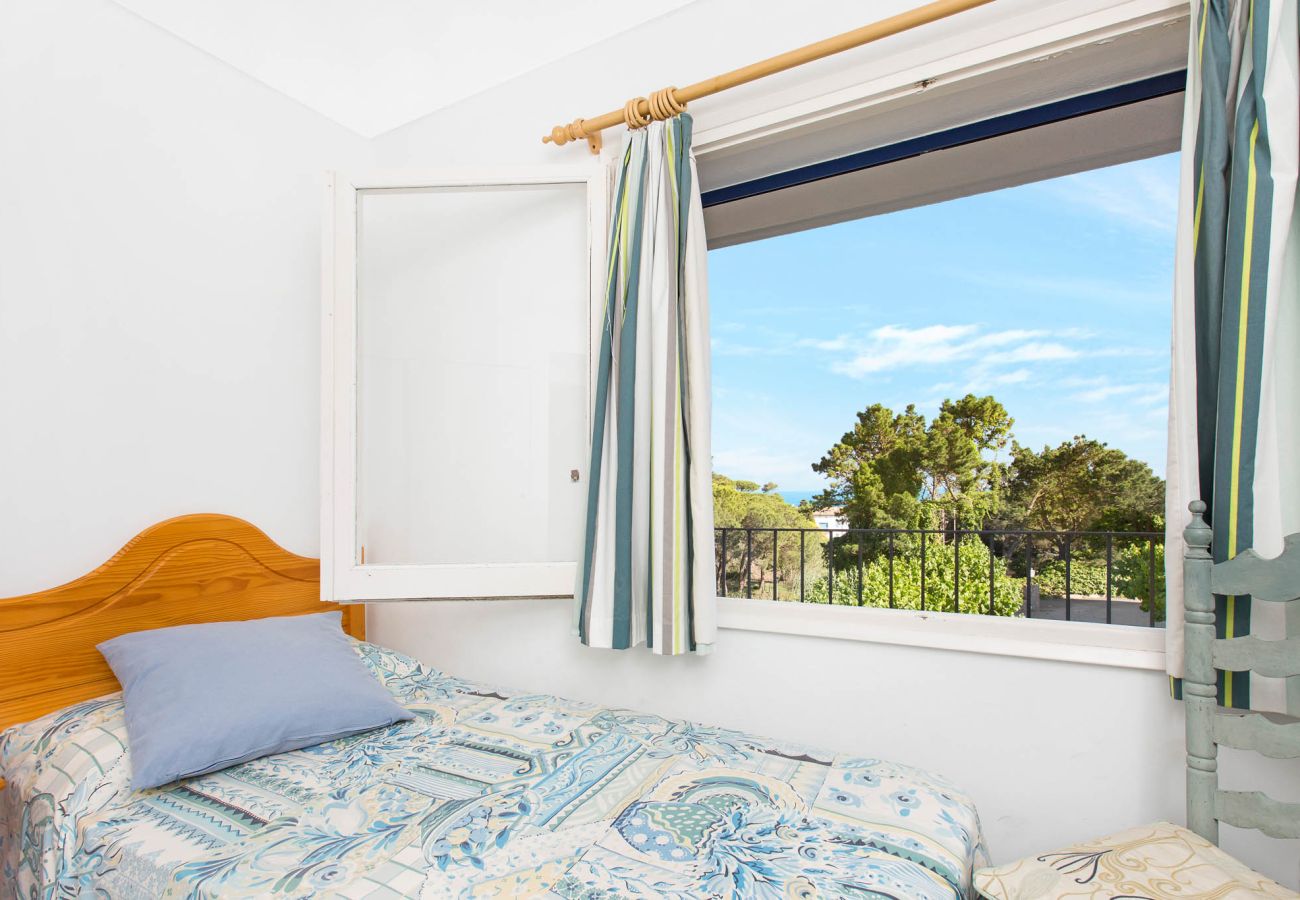 Apartamento en Calella de Palafrugell - 1CAN01 - Acogedor apartamento para 4 con terraza cerca de la playa de Calella de Palafrugell.