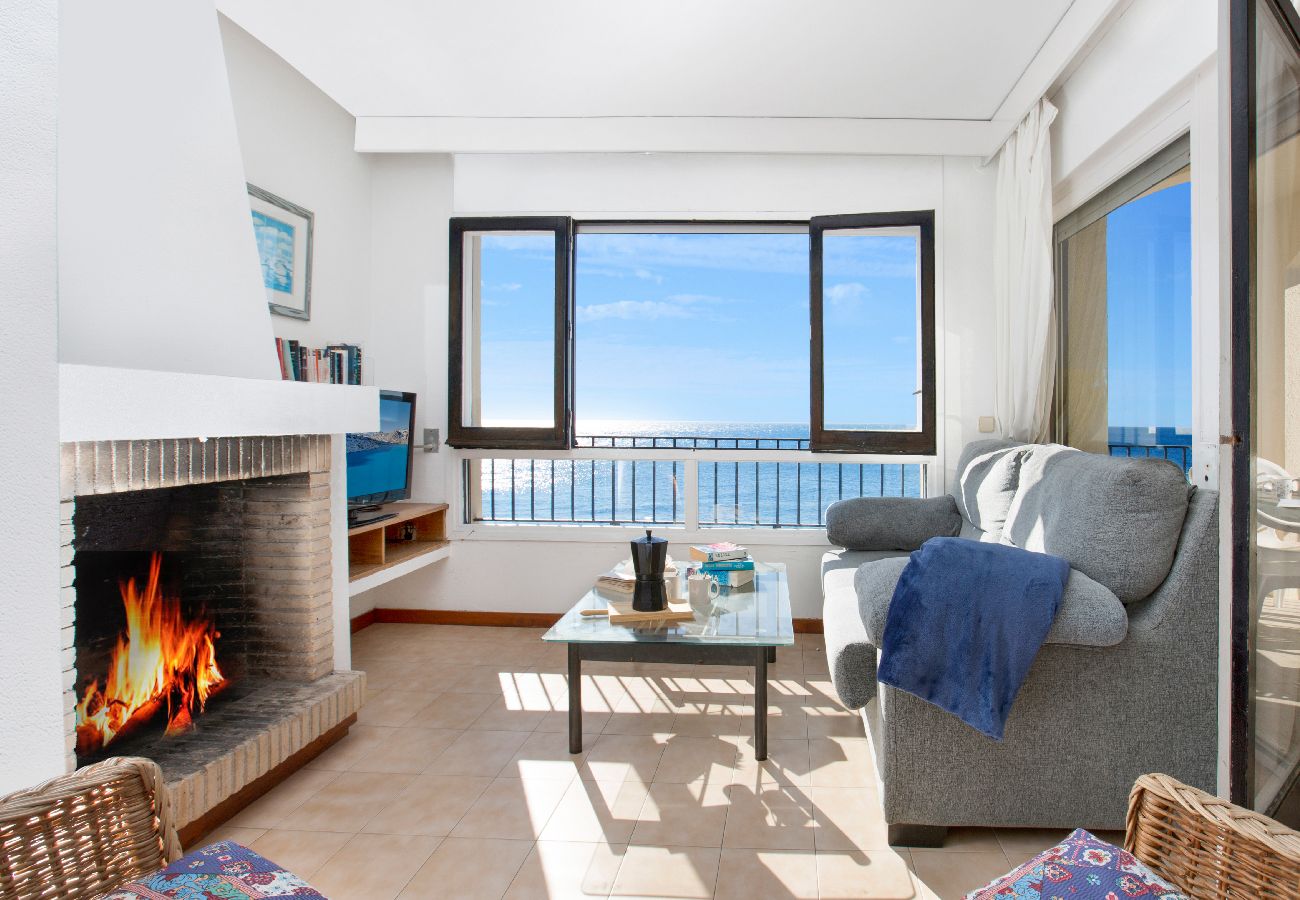 Apartamento en Calella de Palafrugell - 1CAN02 - Apartamento para 6 personas con terraza  frente a la playa de Calella de Palafrugell