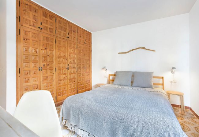 Apartamento en Llafranc - 1CEN A1 - Apartamento sencillo con jardín y piscina comunitaria  a 800m de la playa de Llafranc  Apartamento en Llafranc - 1CEN A1 - Apartamento sencillo con jardín y piscina comunitaria  a 800m de la playa de Llafranc