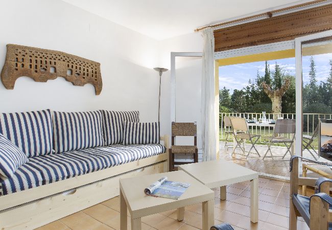Apartamento en Llafranc - 1CEN A2 - Apartamento sencillo con jardín y piscina comunitaria a 800m de la playa de Llafranc Apartamento en Llafranc - 1CEN A2 - Apartamento sencillo con jardín y piscina comunitaria a 800m de la playa de Llafranc