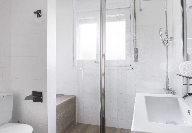 Apartamento en Llafranc - 1CEN A2 - Apartamento sencillo con jardín y piscina comunitaria a 800m de la playa de Llafranc Apartamento en Llafranc - 1CEN A2 - Apartamento sencillo con jardín y piscina comunitaria a 800m de la playa de Llafranc