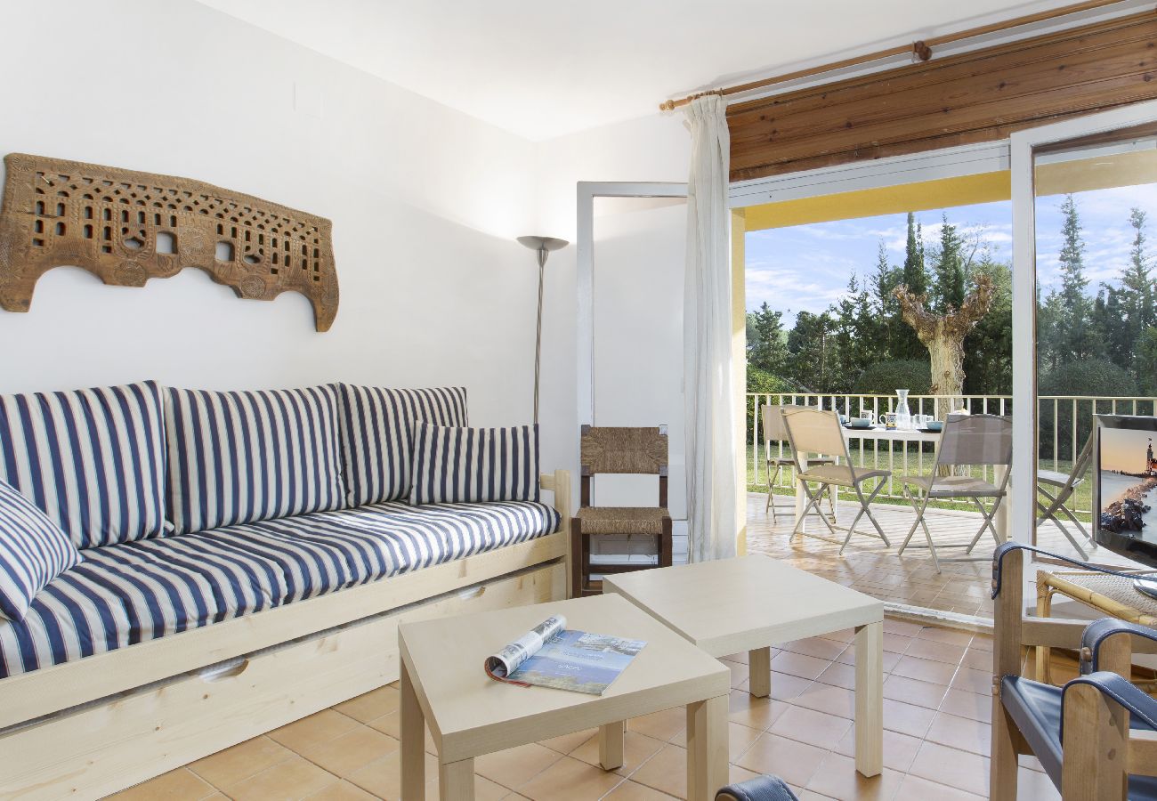 Apartamento en Llafranc - 1CEN A2 - Apartamento sencillo con jardín y piscina comunitaria a 800m de la playa de Llafranc
