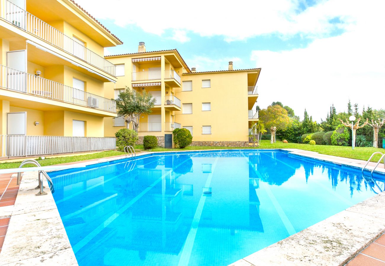 Apartamento en Llafranc - 1CEN A3 - Apartamento sencillo con jardín y piscina comunitaria a 800m de la playa de Llafranc