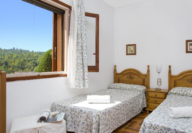 Villa en Vidreres - 2CIP01-6pax - Casa con capacidad para 06 personas y piscina privada situada en una zona tranquila  Villa en Vidreres - 2CIP01-6pax - Casa con capacidad para 06 personas y piscina privada situada en una zona tranquila