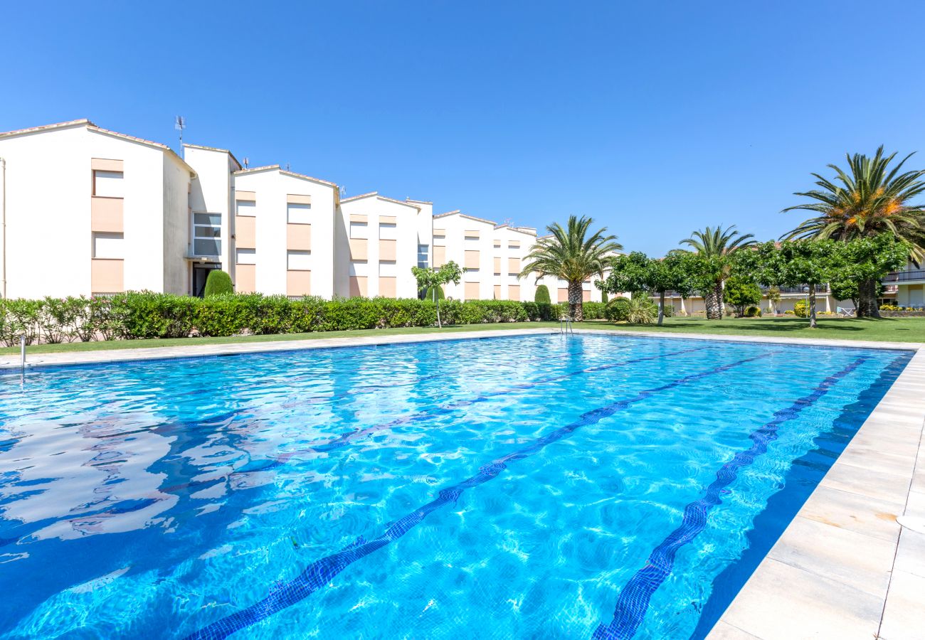 Apartamento en Calella de Palafrugell - 1CB - E3 Apartamento con piscina y jardín situado muy cerca de la playa de Calella de Palafrugell