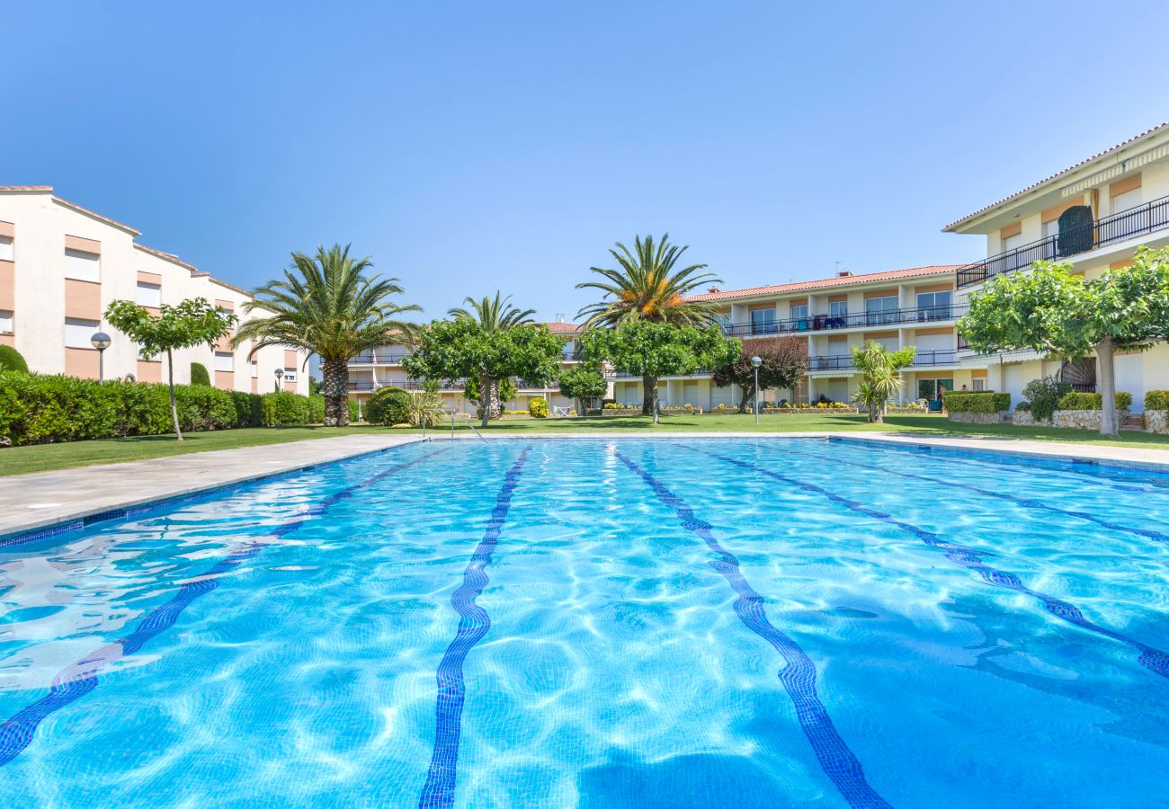 Apartamento en Calella de Palafrugell - 1CB - E3 Apartamento con piscina y jardín situado muy cerca de la playa de Calella de Palafrugell