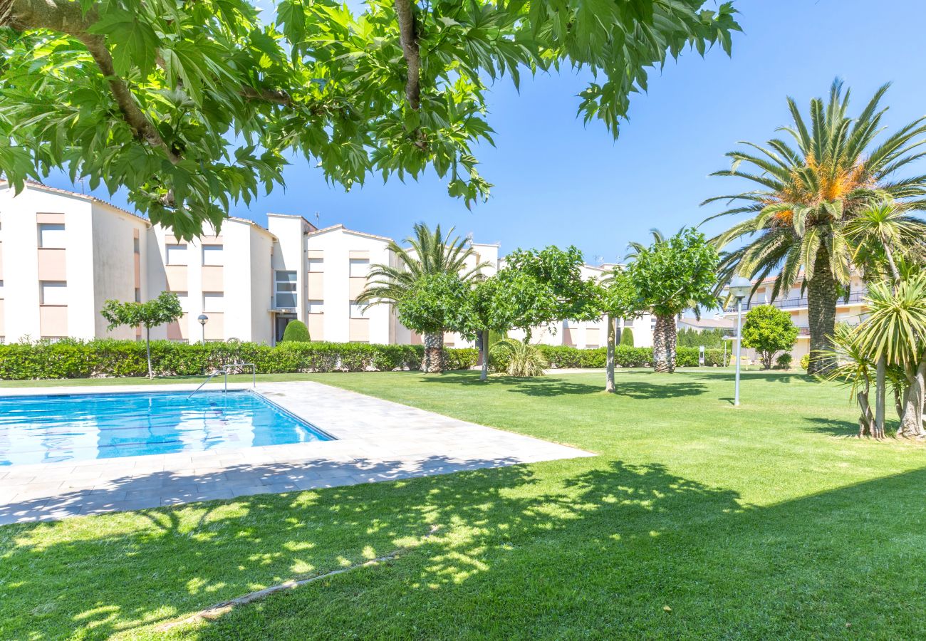 Apartamento en Calella de Palafrugell - 1CB - E3 Apartamento con piscina y jardín situado muy cerca de la playa de Calella de Palafrugell