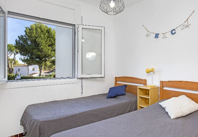 Apartamento en Calella de Palafrugell - 1CB N2 - Apartamento de 2 habitaciones en una zona muy tranquila con jardín y piscina comunitaria cerca de la playa de Calella de Palafrugell Apartamento en Calella de Palafrugell - 1CB N2 - Apartamento de 2 habitaciones en una zona muy tranquila con jardín y piscina comunitaria cerca de la playa de Calella de Palafrugell