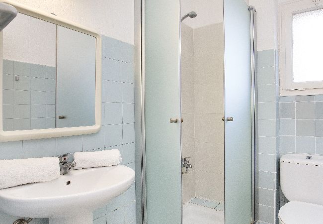 Apartamento en Calella de Palafrugell - 1CB N2 - Apartamento de 2 habitaciones en una zona muy tranquila con jardín y piscina comunitaria cerca de la playa de Calella de Palafrugell Apartamento en Calella de Palafrugell - 1CB N2 - Apartamento de 2 habitaciones en una zona muy tranquila con jardín y piscina comunitaria cerca de la playa de Calella de Palafrugell