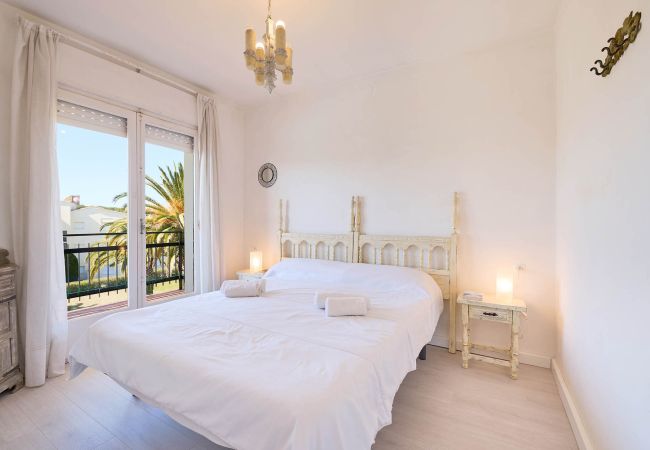 Apartamento en Calella de Palafrugell - 1CB X3 - Apartamento de 2 habitaciones en una zona muy tranquila con jardín y piscina comunitaria cerca de la playa de Calella de Palafrugell Apartamento en Calella de Palafrugell - 1CB X3 - Apartamento de 2 habitaciones en una zona muy tranquila con jardín y piscina comunitaria cerca de la playa de Calella de Palafrugell