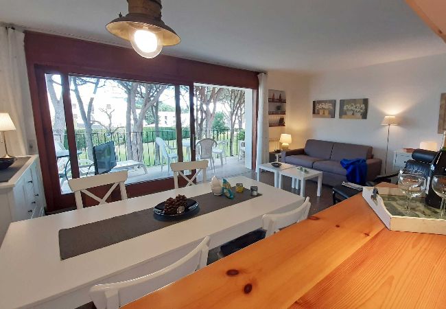 Apartamento en Calella de Palafrugell - 1CV - Acogedor apartamento con piscina comunitaria a solo 200m de la playa de Calella de Palafrugell