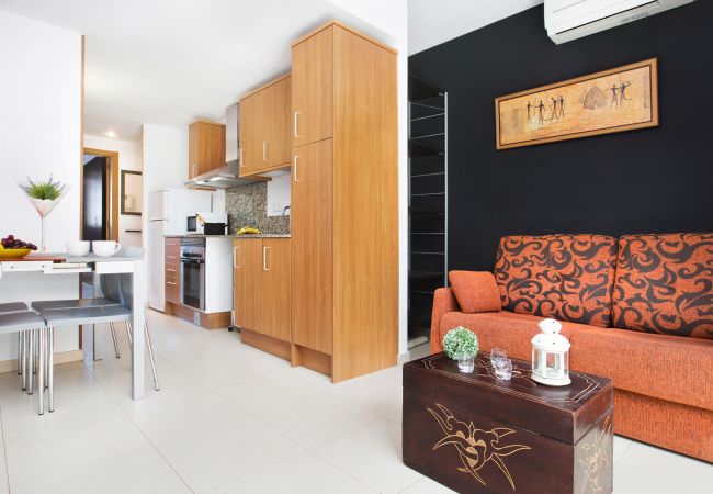 Apartamento en Lloret de Mar - 2KIS02- Acogedor apartamento para 4 personas con piscina situado cerca de la playa Apartamento en Lloret de Mar - 2KIS02- Acogedor apartamento para 4 personas con piscina situado cerca de la playa