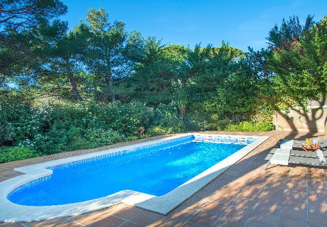Villa en Llafranc - 1KRIS 01 - Magnífica casa situada en Llafranc, con piscina privada y capcidad para hasta 8 personas.