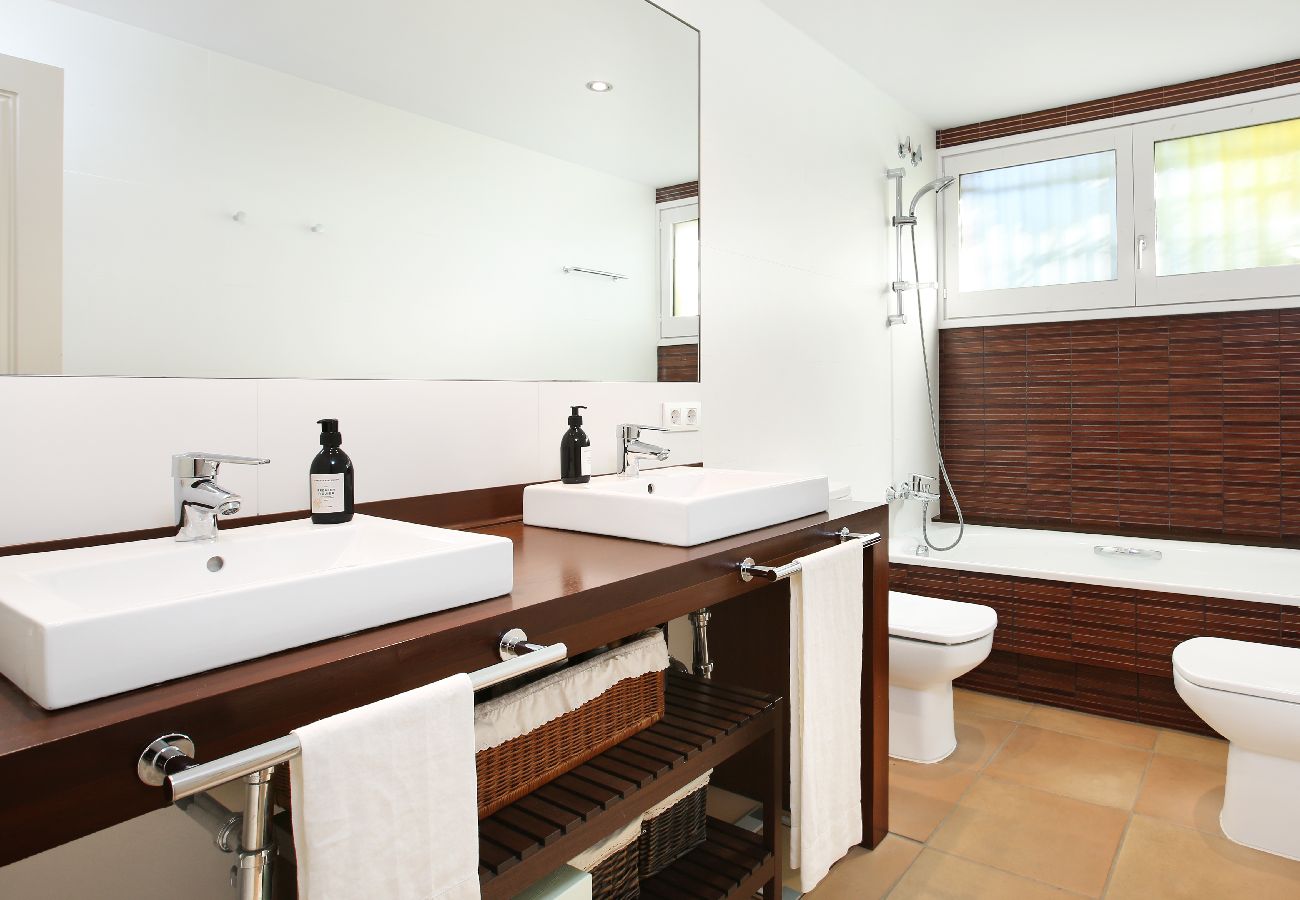 Villa en Llafranc - 1KRIS 01 - Magnífica casa situada en Llafranc, con piscina privada y capcidad para hasta 8 personas.