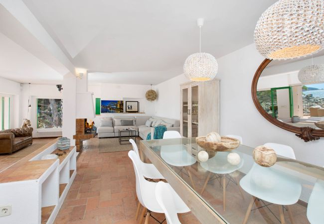 Villa en Llafranc - 1MARINE 01 - Casa con unas espectaculares vistas al mar situada en una zona privilegiada en el  precioso camino de ronda entre Llafranc y Calella de Palafrugell Villa en Llafranc - 1MARINE 01 - Casa con unas espectaculares vistas al mar situada en una zona privilegiada en el  precioso camino de ronda entre Llafranc y Calella de Palafrugell