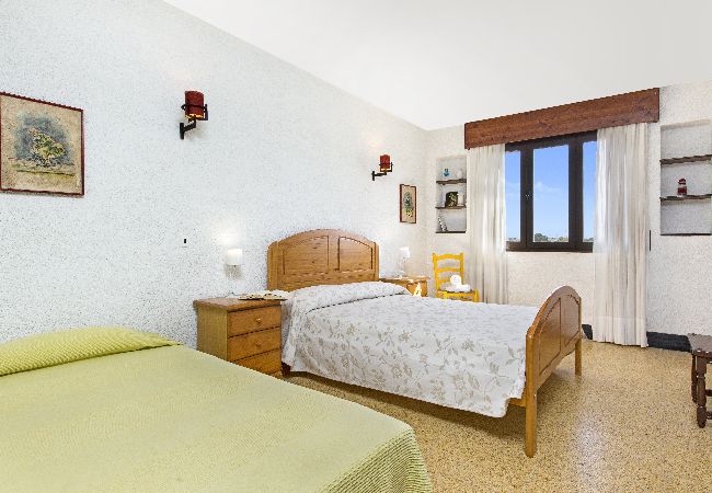 Villa en Blanes - 2MG01 - Casa para 6 personas con jardín y piscina privada situada cerca de la playa de Blanes  Villa en Blanes - 2MG01 - Casa para 6 personas con jardín y piscina privada situada cerca de la playa de Blanes