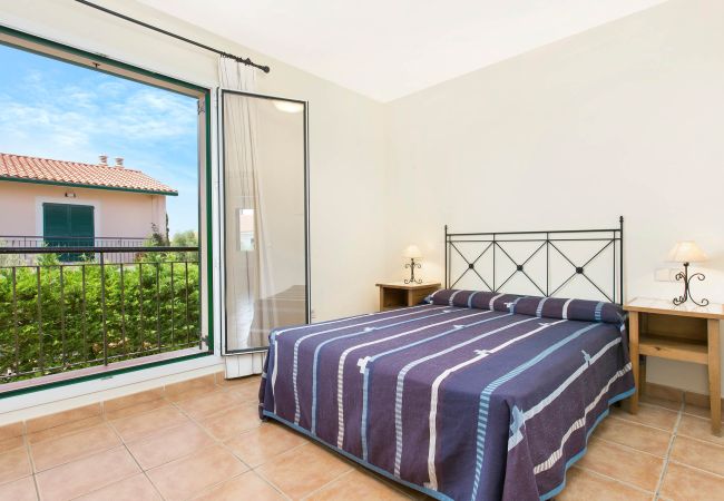 Villa en Torroella de Montgri - 1MP 44 - Casa adosada ubicada en un complejo residencial tranquilo con piscina y jardines comunitarios a 100m de la playa de Pals Villa en Torroella de Montgri - 1MP 44 - Casa adosada ubicada en un complejo residencial tranquilo con piscina y jardines comunitarios a 100m de la playa de Pals