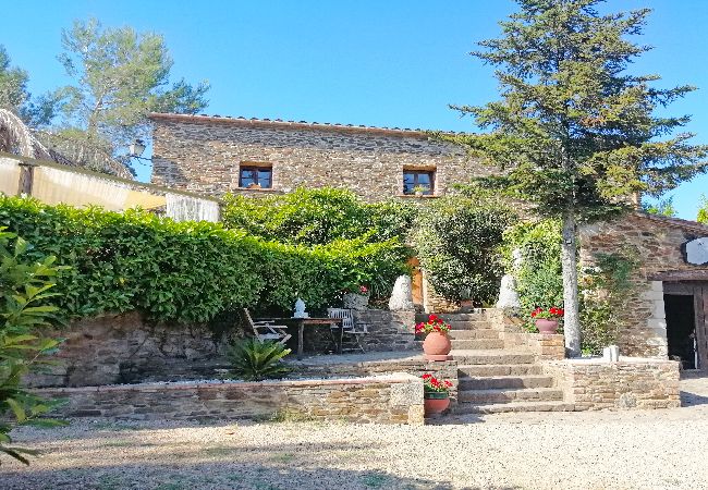 Villa en Cruilles, Monells y San Sadurní - 1MASIA CM - Preciosa masia del Siglo XVII restaurada situada en la población de Cruïlles,  a 8 Km. del centro y a 25 Km. de la playa