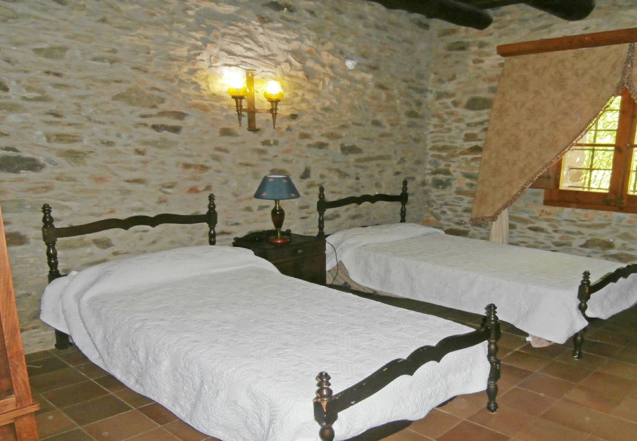 Villa en Cruilles, Monells y San Sadurní - 1MASIA CM - Preciosa masia del Siglo XVII restaurada situada en la población de Cruïlles,  a 8 Km. del centro y a 25 Km. de la playa