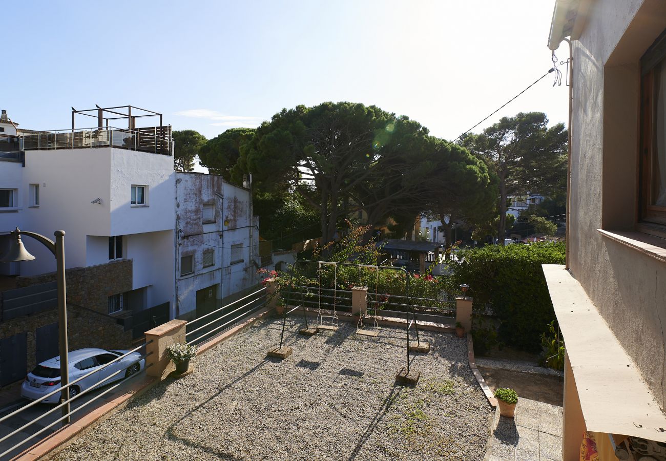 Apartamento en Llafranc - 1MASS 01 - Casa dividida en dos apartamentos independientes a 200m de la playa de Llafranc 