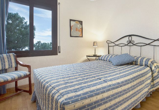 Villa en Lloret de Mar - 2MON6 - Preciosa casa con piscina privada situada en una zona residencial muy tranquila a tan sólo 2,5 km de la bonita y tranquila playa de Canyelles