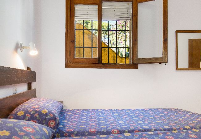 Apartamento en Llafranc - 1PLG PL - Apartamento sencillo de 3 habitaciones a solo 150 metros de la bonita playa de Llafranc, Apartamento en Llafranc - 1PLG PL - Apartamento sencillo de 3 habitaciones a solo 150 metros de la bonita playa de Llafranc,