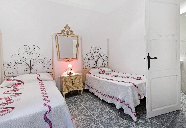 Villa en Llafranc - 1PER 01 - Pequeña y acogedora casa de estilo tradicional situada a tan sólo 50m  de la playa de Llafranc Villa en Llafranc - 1PER 01 - Pequeña y acogedora casa de estilo tradicional situada a tan sólo 50m  de la playa de Llafranc