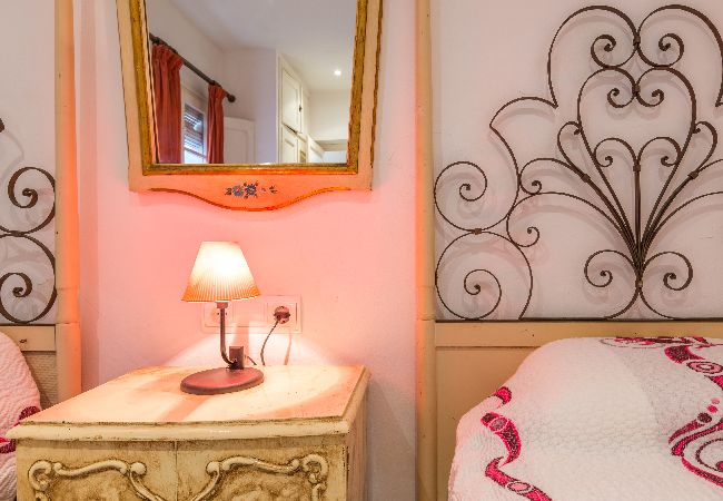 Villa en Llafranc - 1PER 01 - Pequeña y acogedora casa de estilo tradicional situada a tan sólo 50m  de la playa de Llafranc Villa en Llafranc - 1PER 01 - Pequeña y acogedora casa de estilo tradicional situada a tan sólo 50m  de la playa de Llafranc