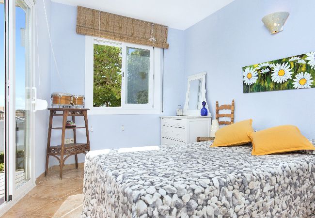 Apartamento en Calella de Palafrugell - 1ROCM 1D - Apartamento para 5 personas con terraza a solo 150m de la playa de Calella de Palafrugell Apartamento en Calella de Palafrugell - 1ROCM 1D - Apartamento para 5 personas con terraza a solo 150m de la playa de Calella de Palafrugell