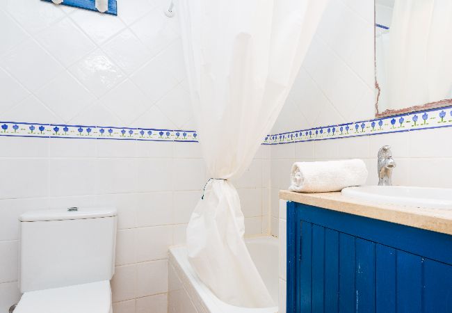 Apartamento en Calella de Palafrugell - 1ROCM 1D - Apartamento para 5 personas con terraza a solo 150m de la playa de Calella de Palafrugell Apartamento en Calella de Palafrugell - 1ROCM 1D - Apartamento para 5 personas con terraza a solo 150m de la playa de Calella de Palafrugell