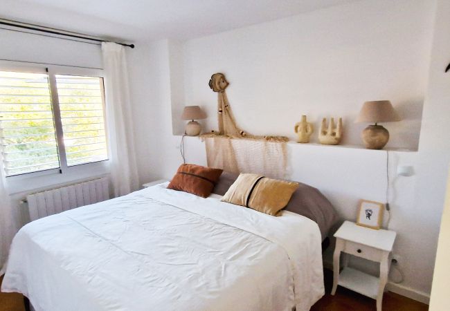 Apartamento en Calella de Palafrugell - 1ROT 02 - Acogedor apartamento de estilo moderno a pocos minutos caminando de la tranquila playa de Calella de Palafrugell Apartamento en Calella de Palafrugell - 1ROT 02 - Acogedor apartamento de estilo moderno a pocos minutos caminando de la tranquila playa de Calella de Palafrugell