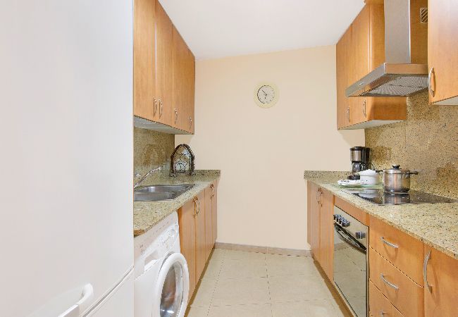 Apartamento en Lloret de Mar - 2STACRIS02 - Acogedor apartamento para 5 personas con terraza situado en Lloret de Mar (Fenals), cerca de la playa y del centro. Apartamento en Lloret de Mar - 2STACRIS02 - Acogedor apartamento para 5 personas con terraza situado en Lloret de Mar (Fenals), cerca de la playa y del centro.