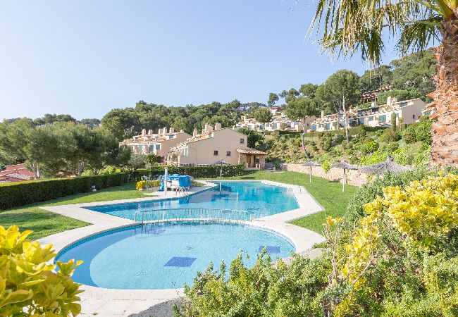 Villa en Llafranc - 1SB 28 - Bonita y acogedora casa de 150 m2 con piscina comunitaria situada en Llafranc, a 500 m de la playa