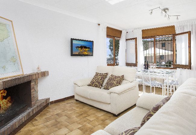 Villa en Blanes - 2TEN01 - Casa para 10 personas con piscina privada situada cerca de la playa y del centro de Blanes Villa en Blanes - 2TEN01 - Casa para 10 personas con piscina privada situada cerca de la playa y del centro de Blanes