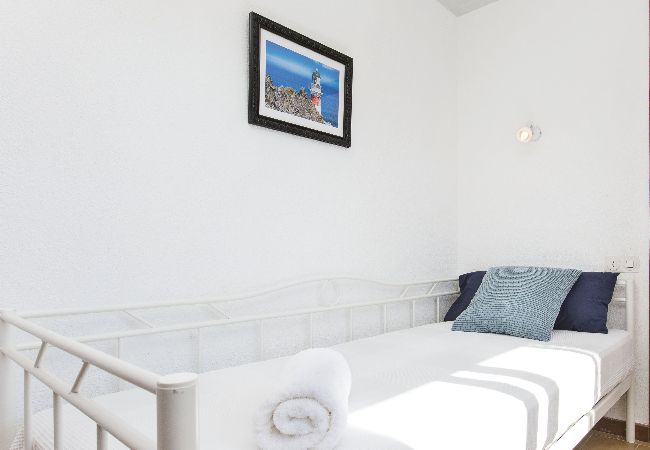 Villa en Blanes - 2TEN01 - Casa para 10 personas con piscina privada situada cerca de la playa y del centro de Blanes