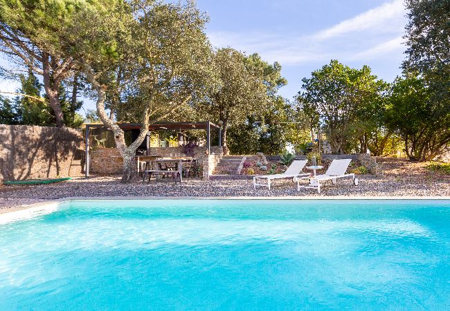 Villa en Lloret de Mar - 2CAST01 - Espectacular casa con piscina privada e impresionantes vistas al mar situada en una zona residencial tranquila a tan sólo 3 km de la playa.