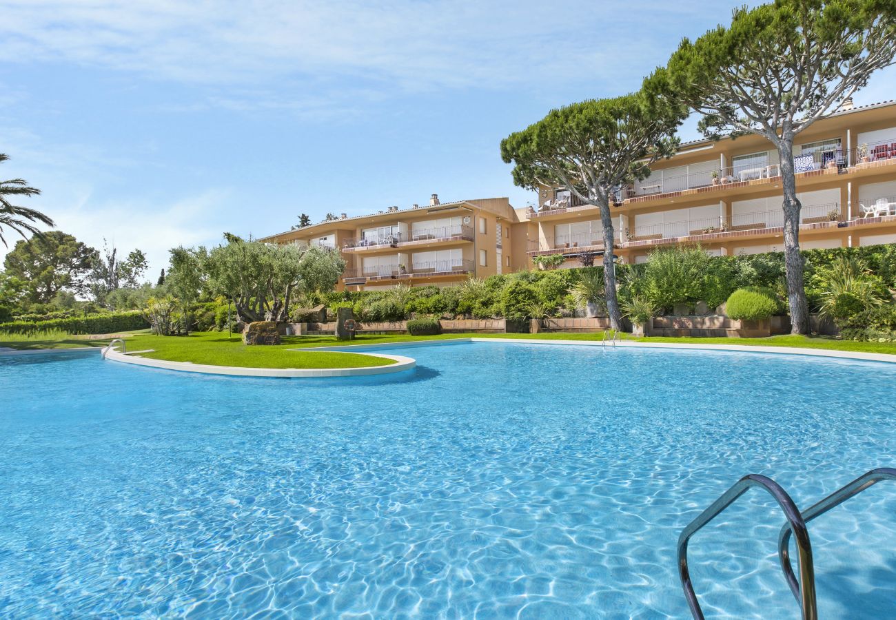 Apartamento en Calella de Palafrugell - 1I-90 Acogedor apartamento con piscina comunitaria a pocos minutos caminando de la playa de Calella de Palafrugell