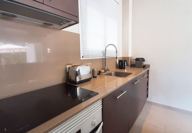 Apartamento en Llafranc - 1MIRAN 02 - Apartamento para 4 personas con terraza ubicado a tan sólo 550m de la playa y del centro de Llafranc Apartamento en Llafranc - 1MIRAN 02 - Apartamento para 4 personas con terraza ubicado a tan sólo 550m de la playa y del centro de Llafranc