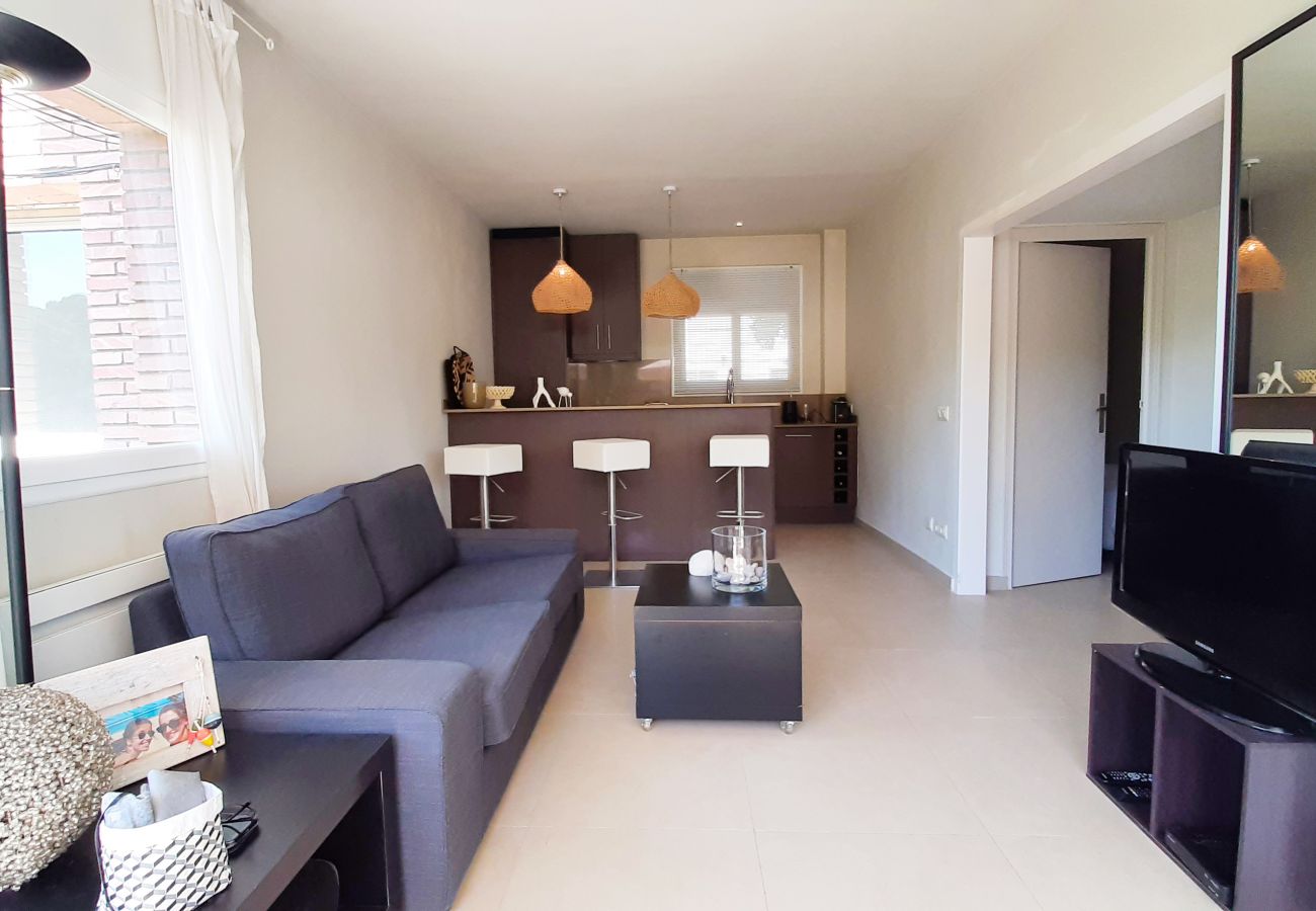 Apartamento en Llafranc - 1MIRAN 02 - Apartamento para 4 personas con terraza ubicado a tan sólo 550m de la playa y del centro de Llafranc