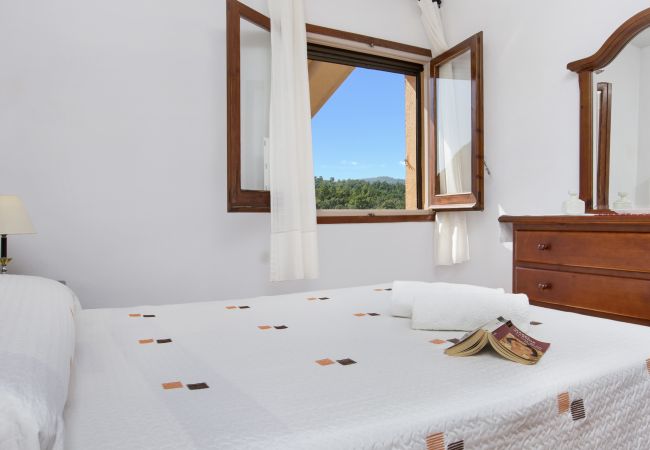 Villa en Vidreres - 2CIP01-14pax - Casa con capacidad para 14 personas y piscina privada situada en una zona tranquila Villa en Vidreres - 2CIP01-14pax - Casa con capacidad para 14 personas y piscina privada situada en una zona tranquila