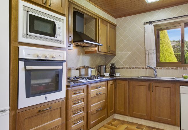 Villa en Vidreres - 2CIP01-14pax - Casa con capacidad para 14 personas y piscina privada situada en una zona tranquila Villa en Vidreres - 2CIP01-14pax - Casa con capacidad para 14 personas y piscina privada situada en una zona tranquila
