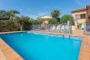 Villa en Vidreres - 2CIP01-14pax - Casa con capacidad para 14 personas y piscina privada situada en una zona tranquila Villa en Vidreres - 2CIP01-14pax - Casa con capacidad para 14 personas y piscina privada situada en una zona tranquila