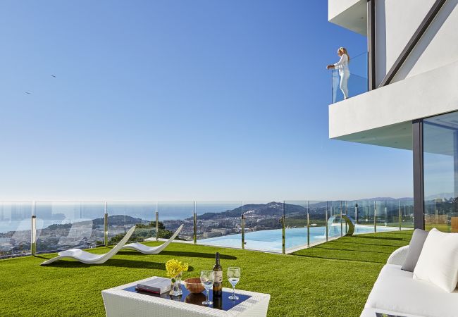Villa en Lloret de Mar - Can Iberia - Espectacular villa de estilo contemporáneo en Lloret de Mar Villa en Lloret de Mar - Can Iberia - Espectacular villa de estilo contemporáneo en Lloret de Mar
