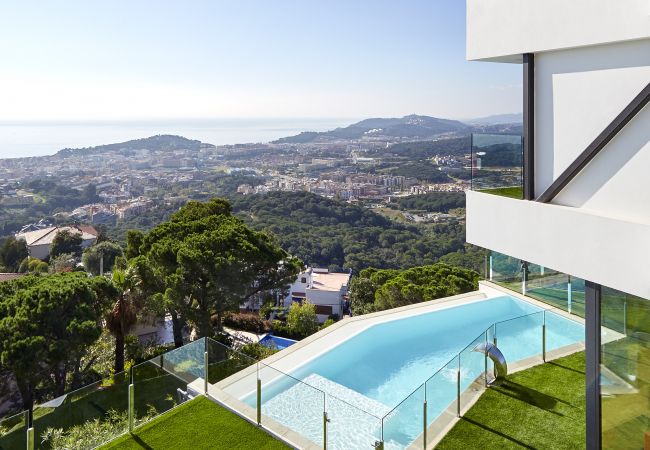 Villa en Lloret de Mar - Can Iberia - Espectacular villa de estilo contemporáneo en Lloret de Mar Villa en Lloret de Mar - Can Iberia - Espectacular villa de estilo contemporáneo en Lloret de Mar