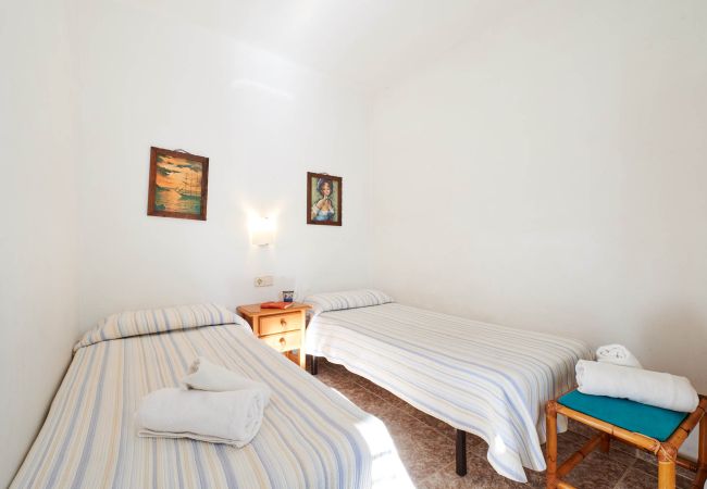 Apartamento en Calella de Palafrugell - 1AUR 04 - Aparatmento de 3 habitaciones con terraza cerca la playa de Calella de Palafrugell Apartamento en Calella de Palafrugell - 1AUR 04 - Aparatmento de 3 habitaciones con terraza cerca la playa de Calella de Palafrugell