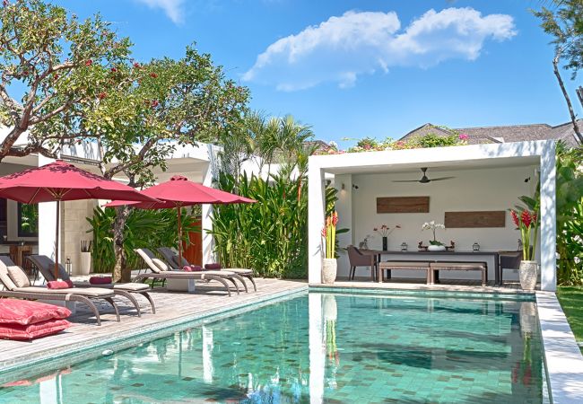 Villa en Seminyak - Casa Brio- Casa de lujo cerca de la playa en Bali  Villa en Seminyak - Casa Brio- Casa de lujo cerca de la playa en Bali